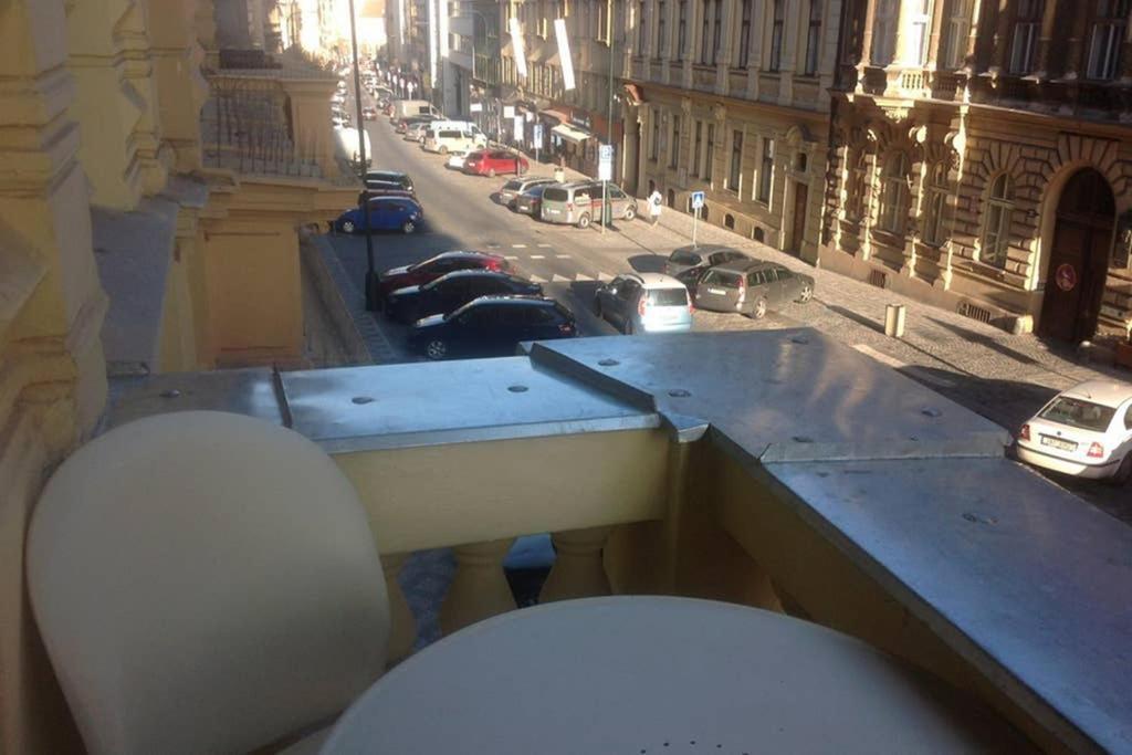 Modern Cozy Apartment In Central Prag Dış mekan fotoğraf